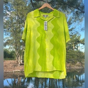 UO Wavy Stripe Button-Down
Shirt Top